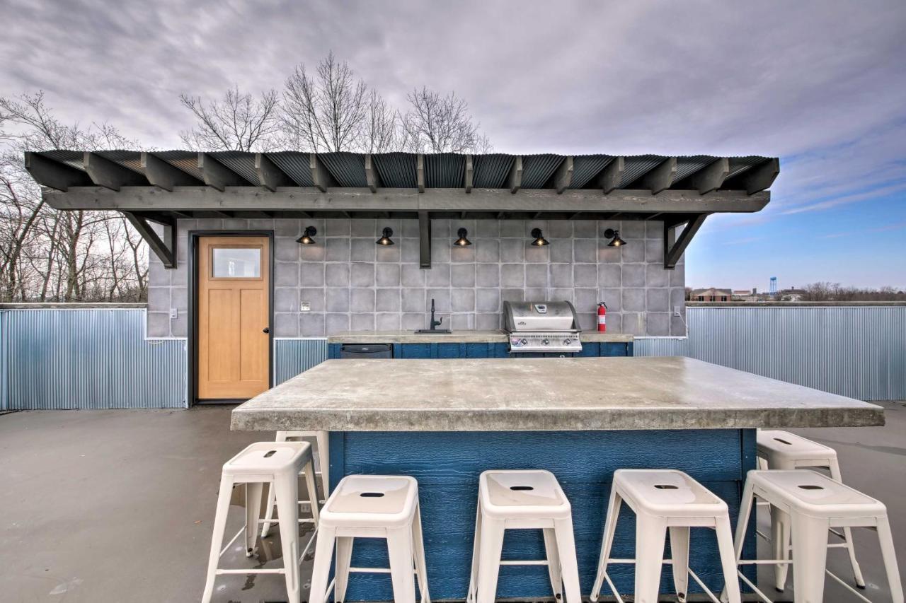 Luxe Amish Country Apartment With Rooftop Terrace! Millersburg Bagian luar foto
